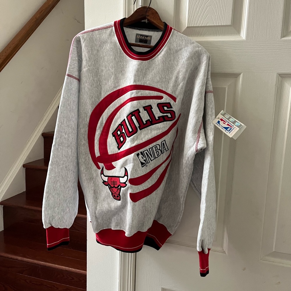 Vintage ! New! Chicago Bull Sweatshirt size Large